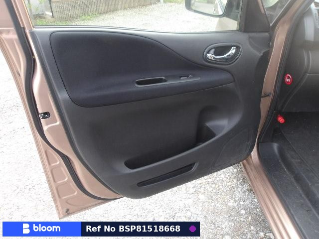 2014 Nissan Serena