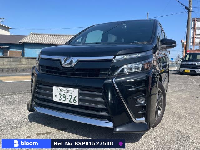 2017 Toyota Voxy