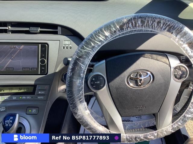 2012 Toyota Prius PHV