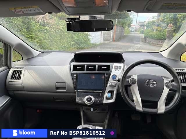 2014 Toyota Prius Alpha