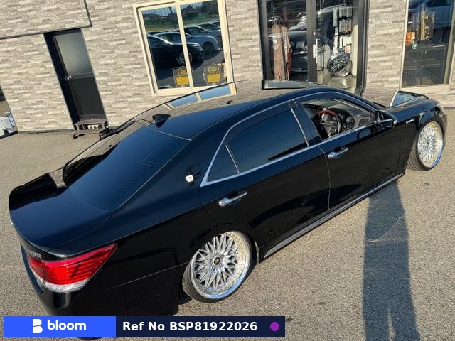 2016 Toyota Crown Majesta