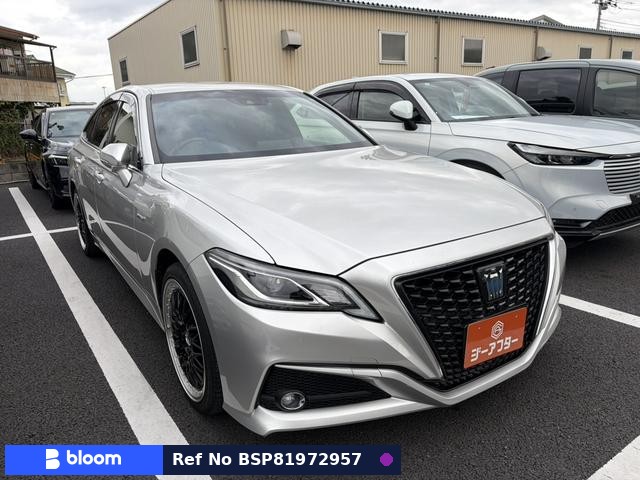 2018 Toyota Crown Hybrid