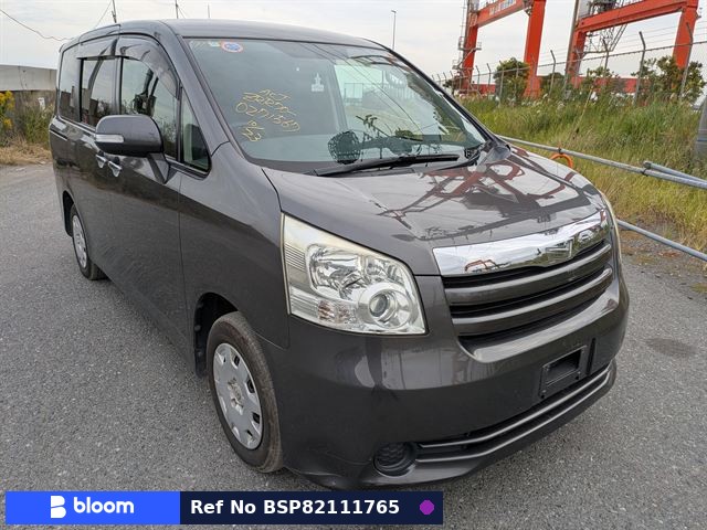 2009 Toyota Noah