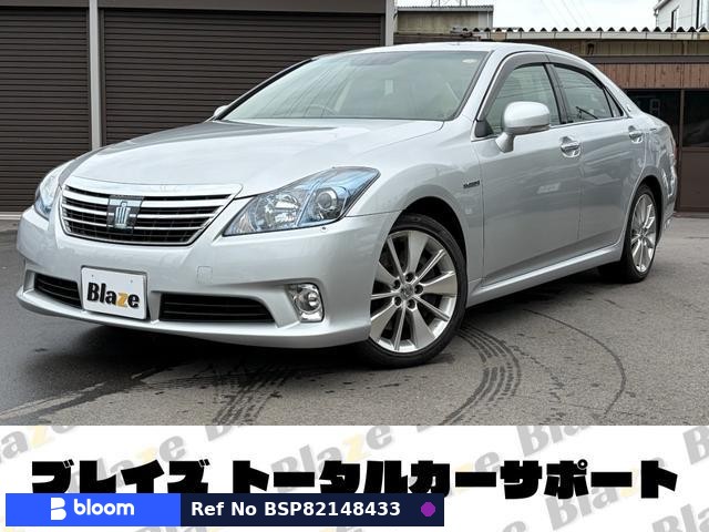 2011 Toyota Crown Hybrid
