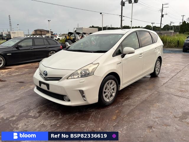 2011 Toyota Prius Alpha