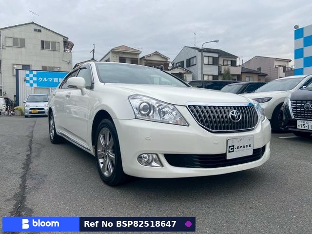 2011 Toyota Crown Majesta