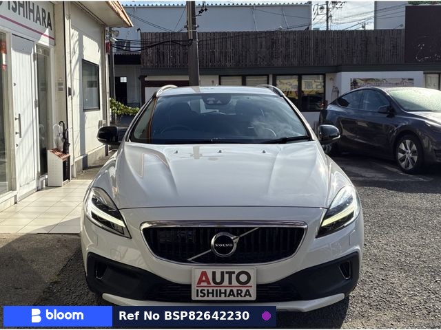 2017 Volvo V40