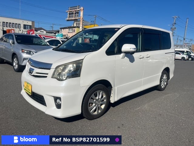2010 Toyota Noah
