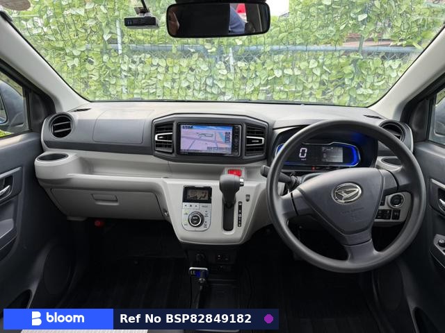 2017 Daihatsu Mira ES