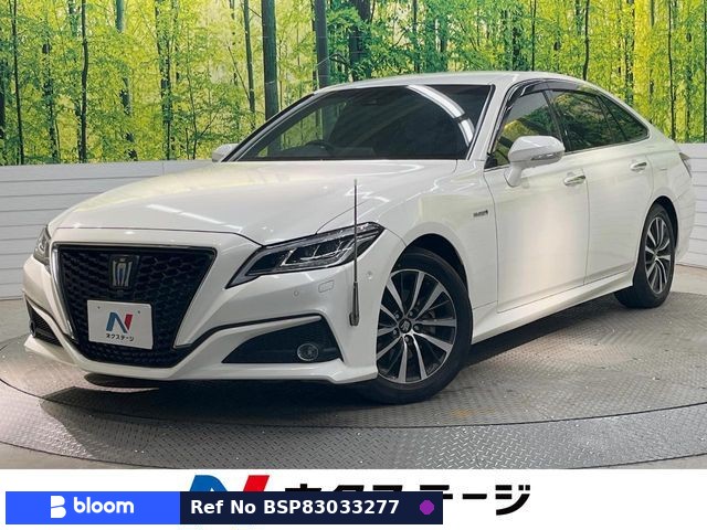 2018 Toyota Crown Hybrid
