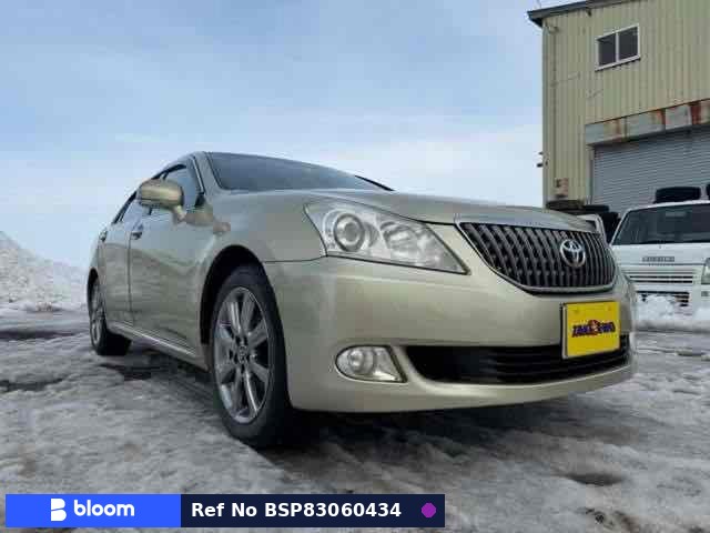 2011 Toyota Crown Majesta