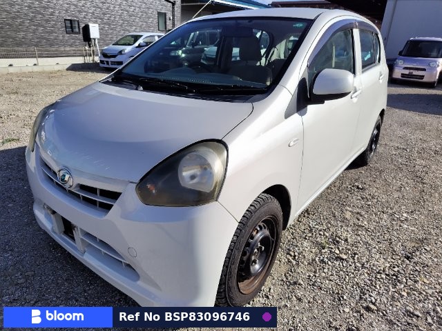 2011 Daihatsu Mira ES