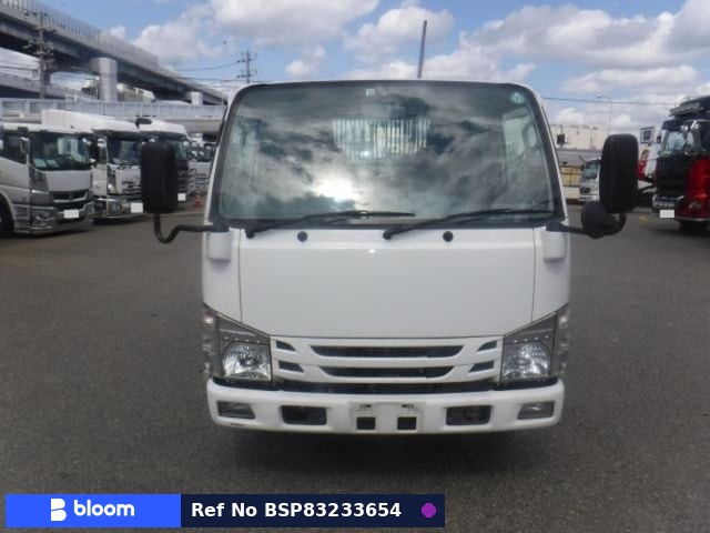 2018 Isuzu ELF Truck