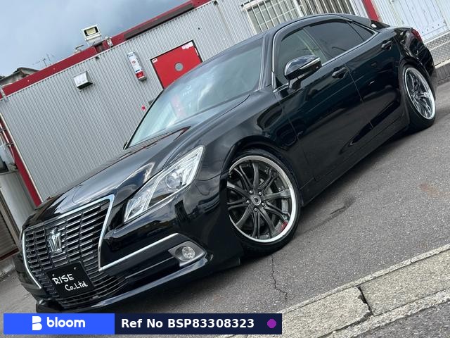 2015 Toyota Crown