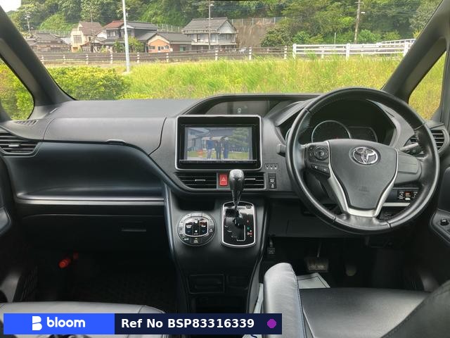 2015 Toyota Voxy