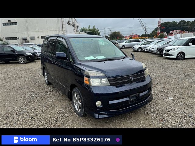 2006 Toyota Voxy