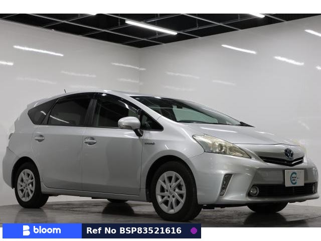 2011 Toyota Prius Alpha