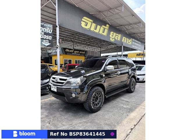 2005 Toyota Fortuner