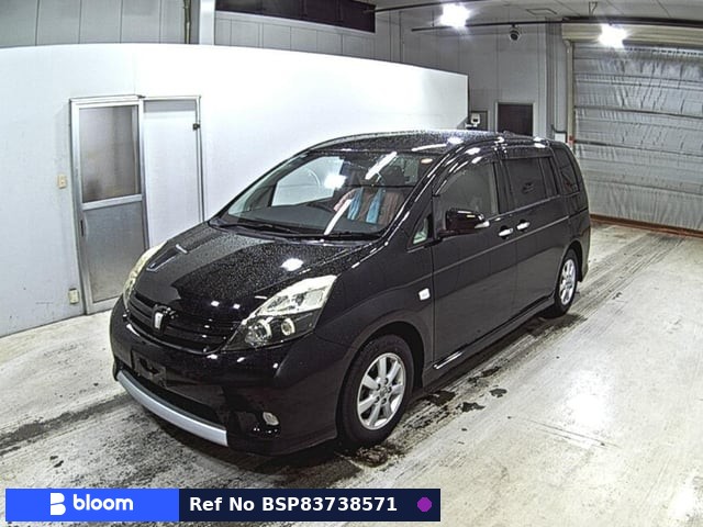 2014 Toyota Isis