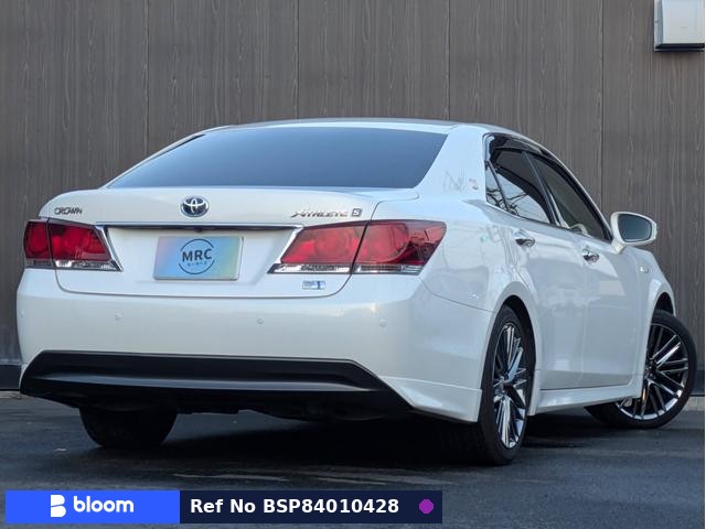 2013 Toyota Crown Hybrid