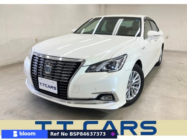 2015 Toyota Crown Hybrid