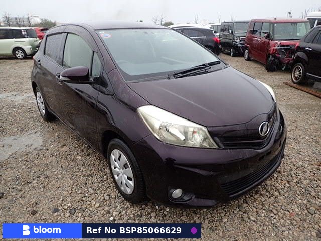 2013 Toyota Vitz