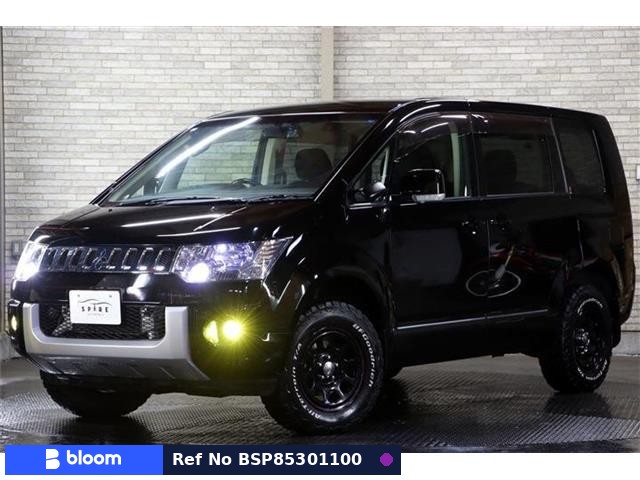 2016 Mitsubishi Delica D5