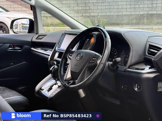 2015 Toyota Vellfire