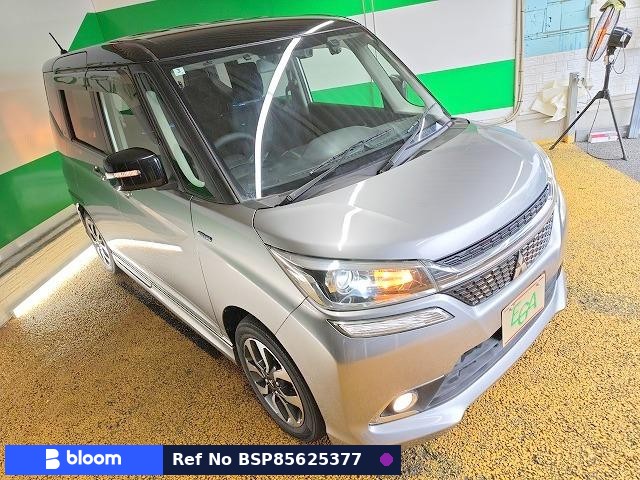 2016 Mitsubishi Delica D2
