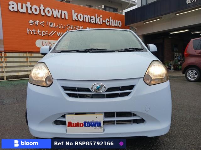 2011 Daihatsu Mira ES