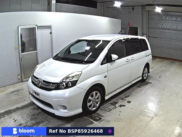 2015 Toyota Isis