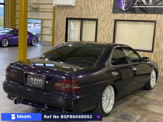 2002 Nissan Laurel
