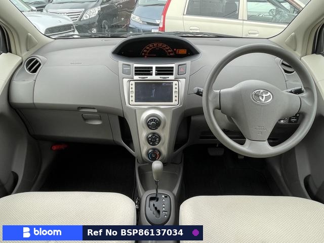 2010 Toyota Vitz