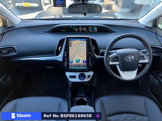 2017 Toyota Prius PHV