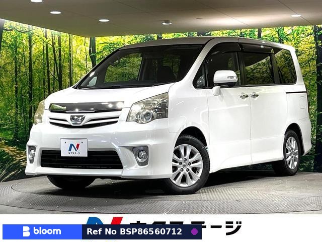 2011 Toyota Noah