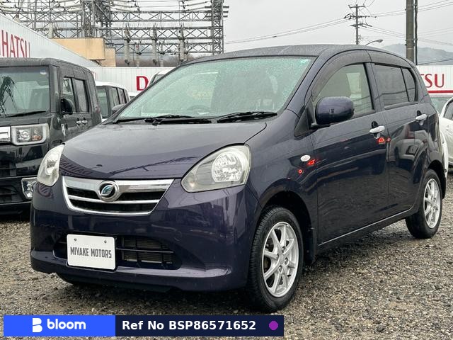 2013 Daihatsu Mira ES