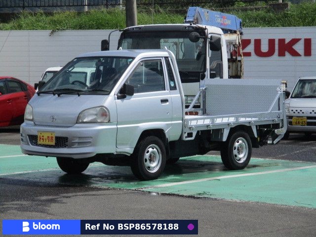 2004 Toyota Liteace Truck