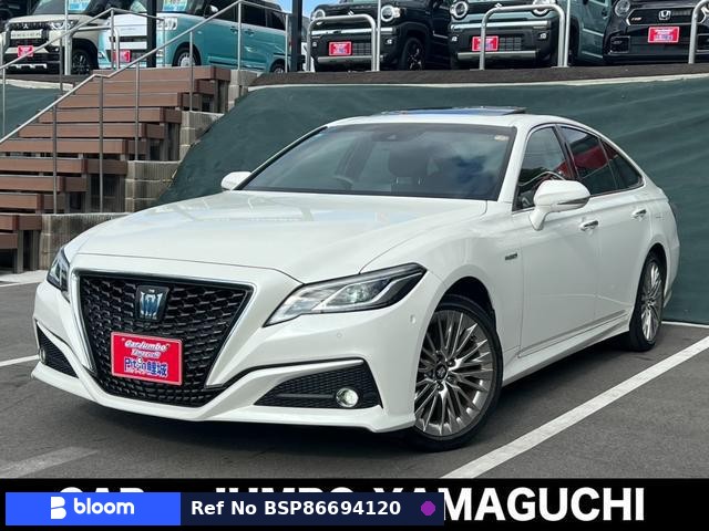 2019 Toyota Crown Hybrid