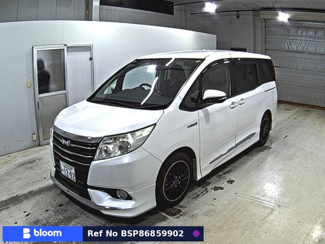 2014 Toyota Noah