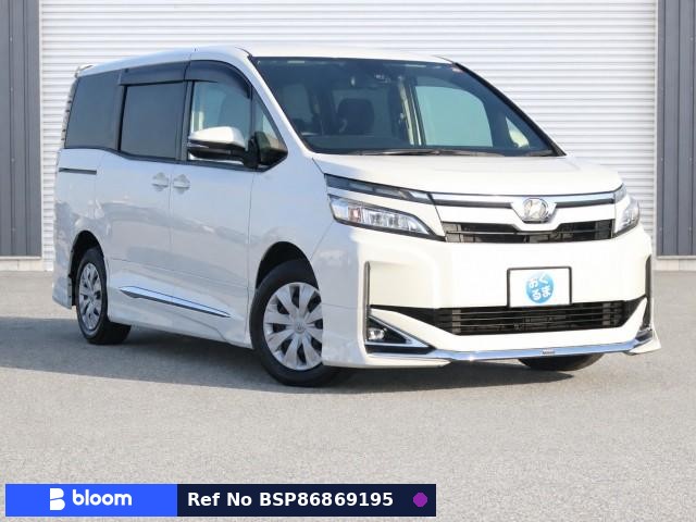 2019 Toyota Voxy