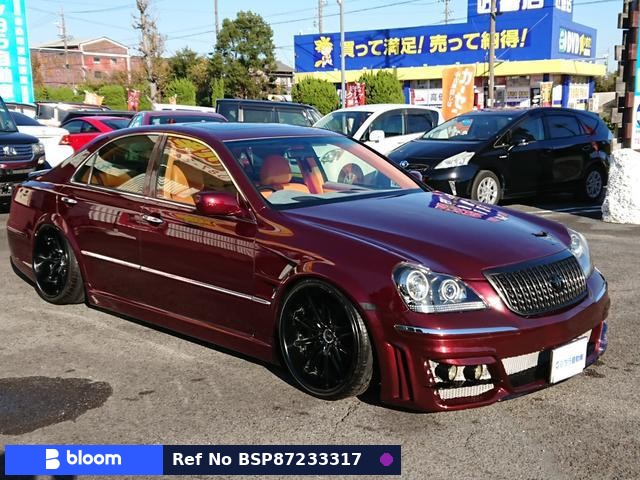 2004 Toyota Crown Majesta