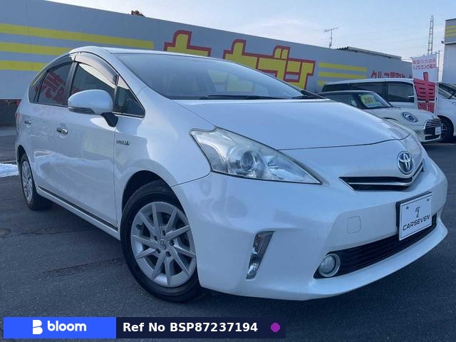 2012 Toyota Prius Alpha