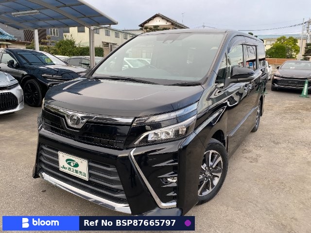 2017 Toyota Voxy