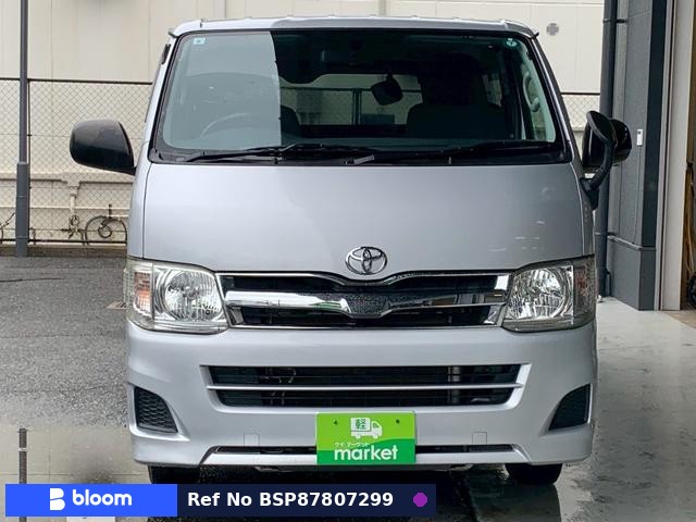 2012 Toyota Hiace VAN