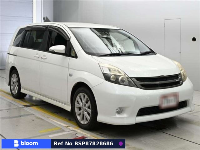 2013 Toyota Isis