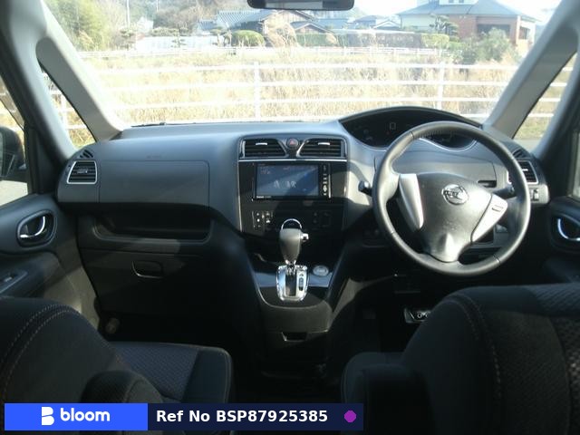 2012 Nissan Serena