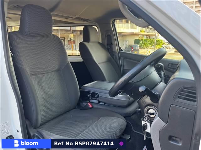 2021 Nissan NV350 Caravan