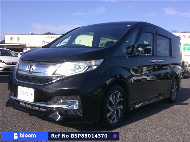 2017 Honda Stepwagon Spada