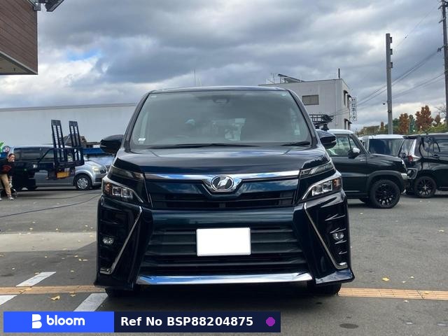 2017 Toyota Voxy