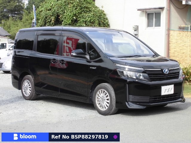 2014 Toyota Voxy